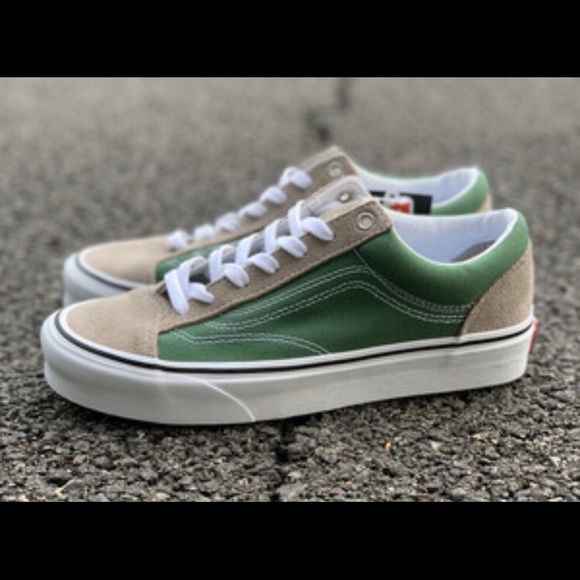 vans style 36 salmon & black skate shoes